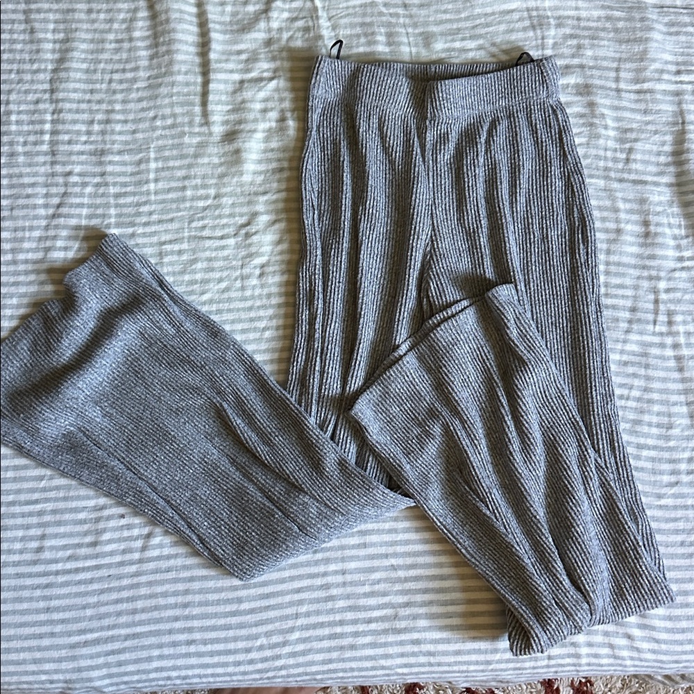 H&M Light Gray Ribbed Knit pajama set - Picture 4 of 5